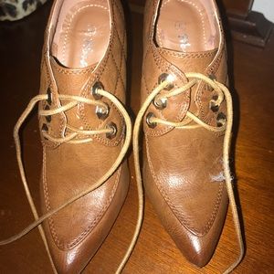 Brown heel boots